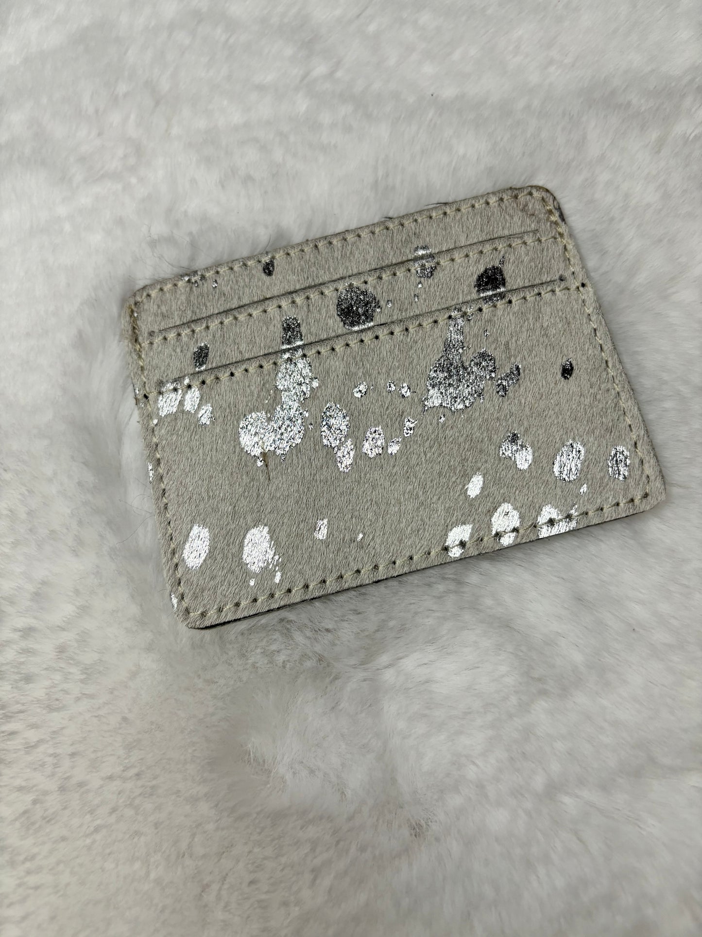 Silver cowhide cardholder