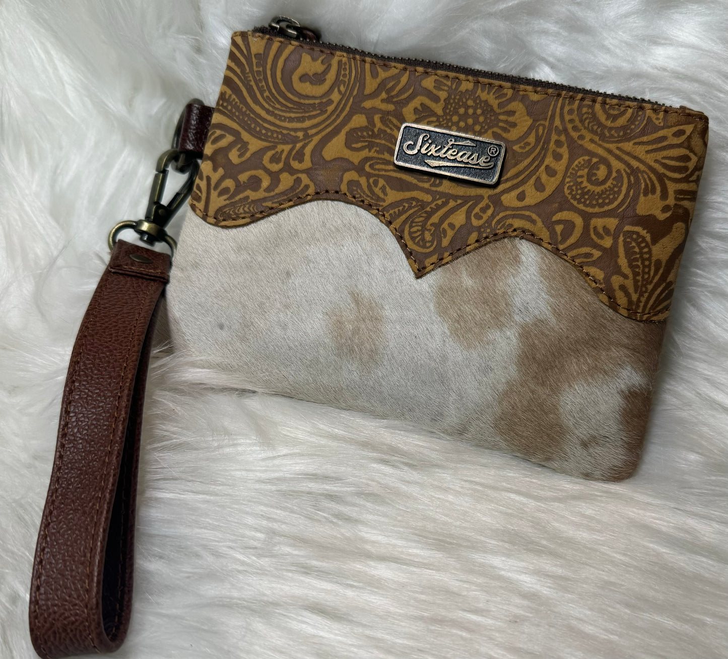 Honey Wristlet